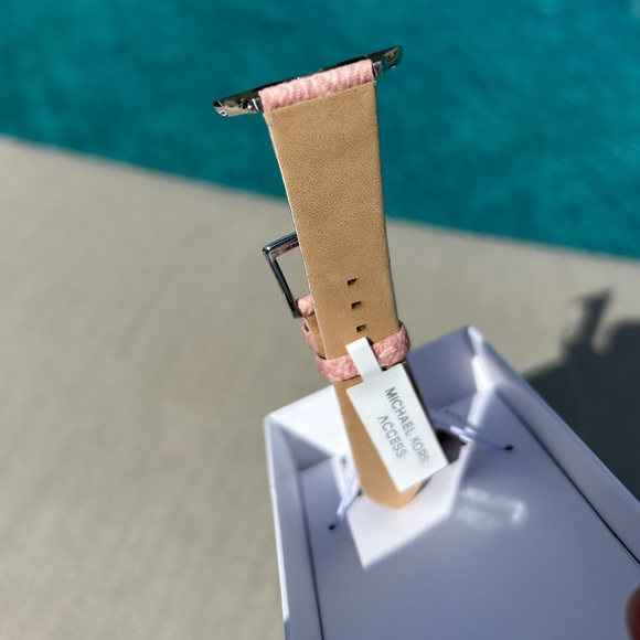 Michael Kors Access Apple Watch Band 38MM/40MM Micro PVC - Picture 7 of 17